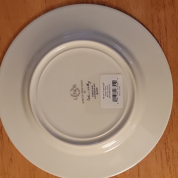 Lenox Winter Greetings Porcelain Plate - Picture 2 of 3